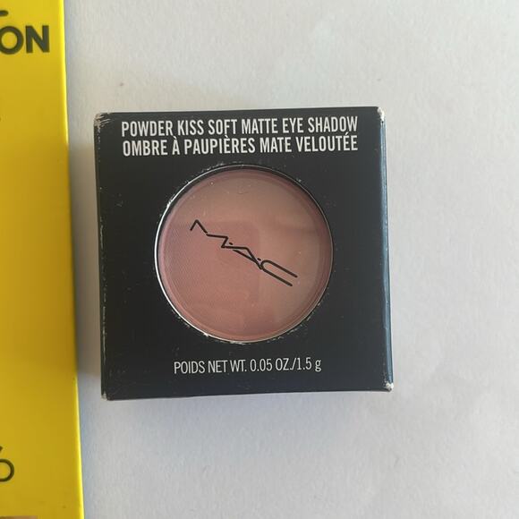 NWT Mac eye shadow and mascara bundle - Picture 2 of 5